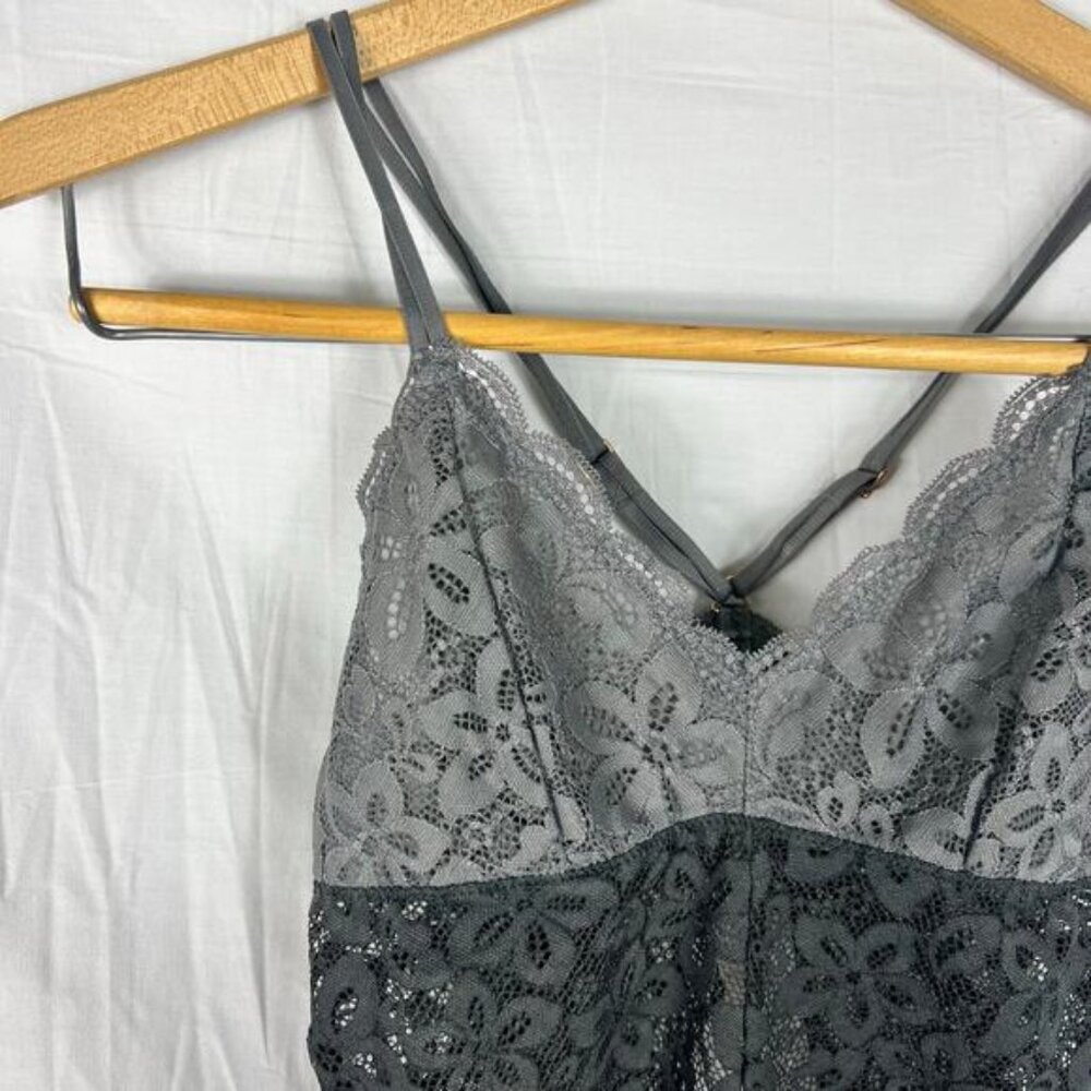 NWOT Aerie Bodysuit Womens Small Gray Lace Colorblock Cami Snap Closure